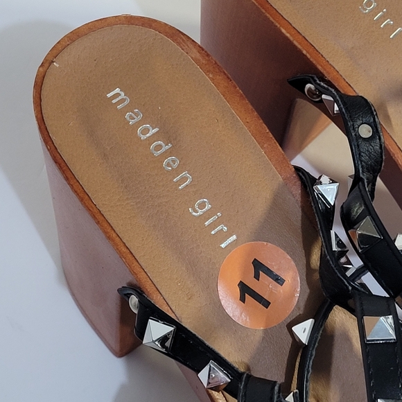 Madden Girl Cannon Chunky Heel - Picture 5 of 8